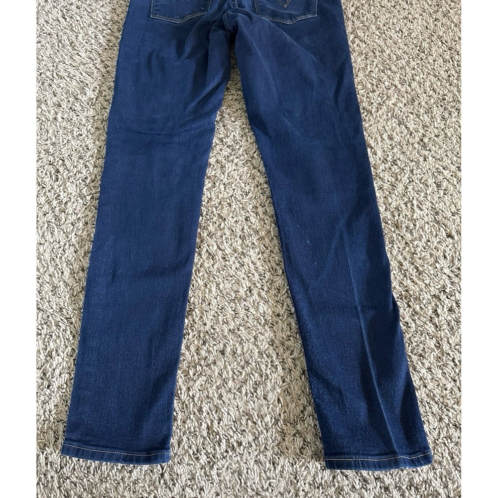 Levi's Women's Skinny Jeans in Dark Blue Denim - Picture 3 of 10